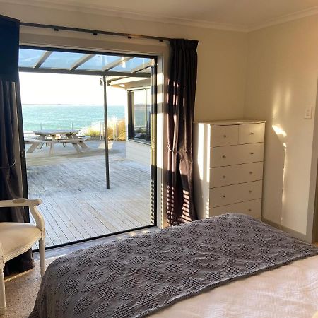 Вилла Best Waterfront Deck In Riverton Экстерьер фото